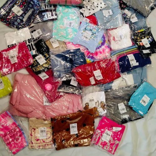 dytiachyi-stok-primark, Конечно, вот ваша уникальная СЕО статья: --- ## Детский сток опт в Украине: Выбор и Качество от ElitStok Ищете качественный детский сток оптом в Украине? Добро пожаловать в ElitStok! Мы предлагаем широкий ассортимент детской одежды, обуви и аксессуаров по привлекательным оптовым ценам. Наша продукция отличается высоким качеством и разнообразием, что позволяет удовлетворить потребности любого бизнеса. Давайте рассмотрим, почему сотрудничество с ElitStok станет вашим лучшим выбором. ### Преимущества покупки детского стока оптом в Украине с ElitStok #### 1. Широкий ассортимент товаров ElitStok предлагает разнообразие детской одежды для всех возрастных категорий: от новорожденных до подростков. У нас вы найдете модные и стильные вещи, которые будут востребованы вашими клиентами. Мы постоянно обновляем наш ассортимент, чтобы предложить вам самые актуальные модели. #### 2. Высокое качество продукции Мы тщательно отбираем товары для нашего стока, чтобы гарантировать высокое качество каждого продукта. Вся наша продукция соответствует международным стандартам безопасности и изготовлена из качественных материалов, что обеспечивает комфорт и долговечность. #### 3. Конкурентные цены Благодаря прямым поставкам из Европы и других регионов, мы можем предложить вам выгодные оптовые цены. Это позволяет вам оставаться конкурентоспособными на рынке и увеличивать прибыль вашего бизнеса. #### 4. Удобные условия сотрудничества Мы понимаем, что каждый бизнес уникален, поэтому предлагаем гибкие условия оптовых закупок. Независимо от объема вашего заказа, мы готовы предоставить вам выгодные условия и индивидуальный подход. #### 5. Быстрая и надежная доставка по всей Украине Мы обеспечиваем оперативную доставку по всей Украине. Независимо от того, в каком регионе вы находитесь, мы гарантируем, что ваш заказ будет доставлен вовремя и в надлежащем состоянии. ### Почему выбрать ElitStok? ElitStok – это ваш надежный партнер в мире детского стока. Мы предлагаем не только качественный товар, но и отличный сервис и поддержку на всех этапах сотрудничества. Наша команда профессионалов всегда готова помочь вам сделать правильный выбор, организовать доставку и ответить на все ваши вопросы. ### Заключение Детский сток оптом в Украине от ElitStok – это ваш шанс обогатить ассортимент вашего бизнеса качественными товарами и привлечь новых клиентов. Присоединяйтесь к нам сегодня и создайте успешный и прибыльный бизнес вместе с нами! Обеспечьте своих клиентов лучшей детской одеждой по выгодным ценам с ElitStok